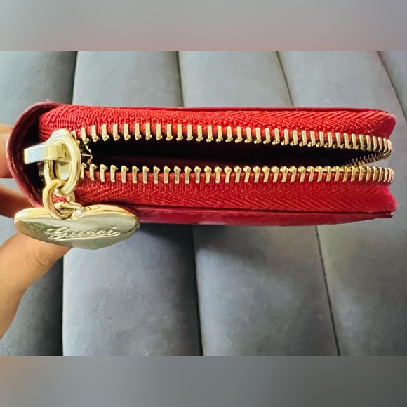 Gucci zippy wallet; color red; in a great condition - Picture 7 of 7